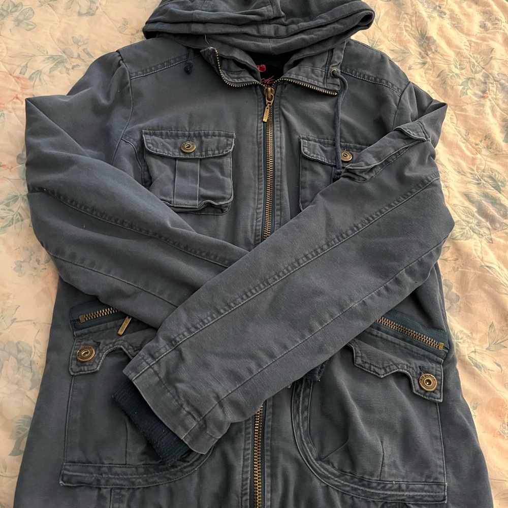 BB Dakota Bella Swan Jacket